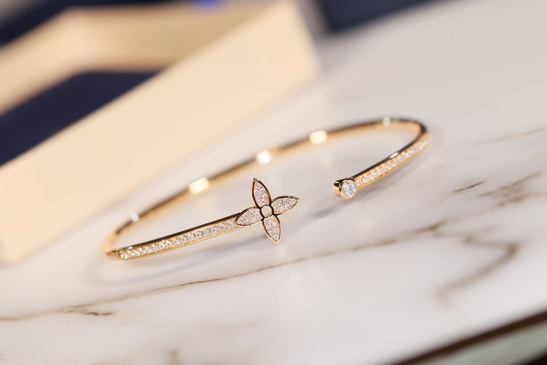 ¡®Sprite Jewelry¡¯IDYLLE GOLD OPEN BRACELET DIAMOND PAVED