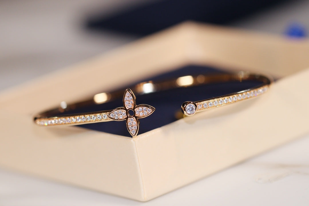 ¡®Sprite Jewelry¡¯IDYLLE GOLD OPEN BRACELET DIAMOND PAVED