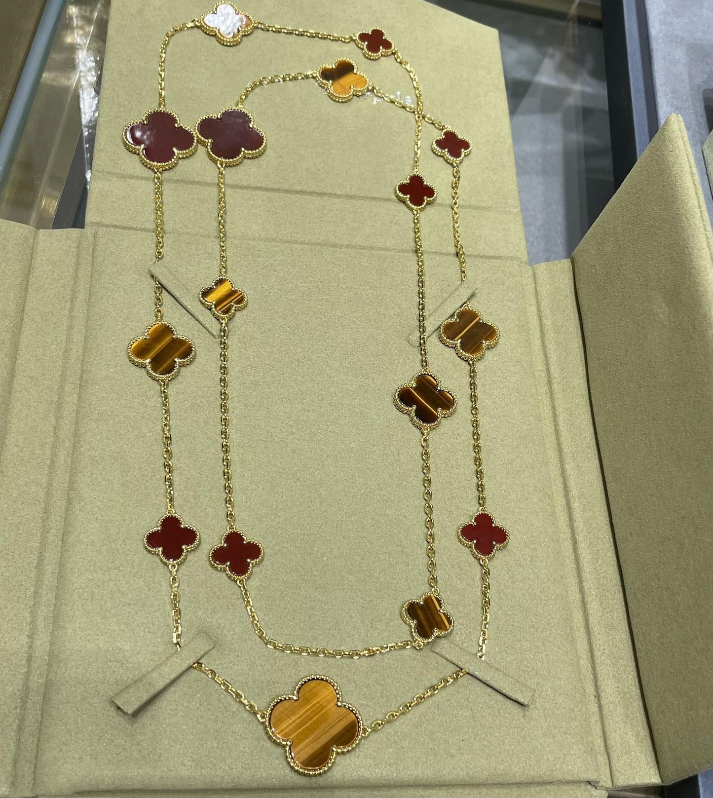 ¡®Sprite Jewelry¡¯CLOVER 16 MOTIF CARNELIAN TIGER EYE ROSE GOLD NECKLACE