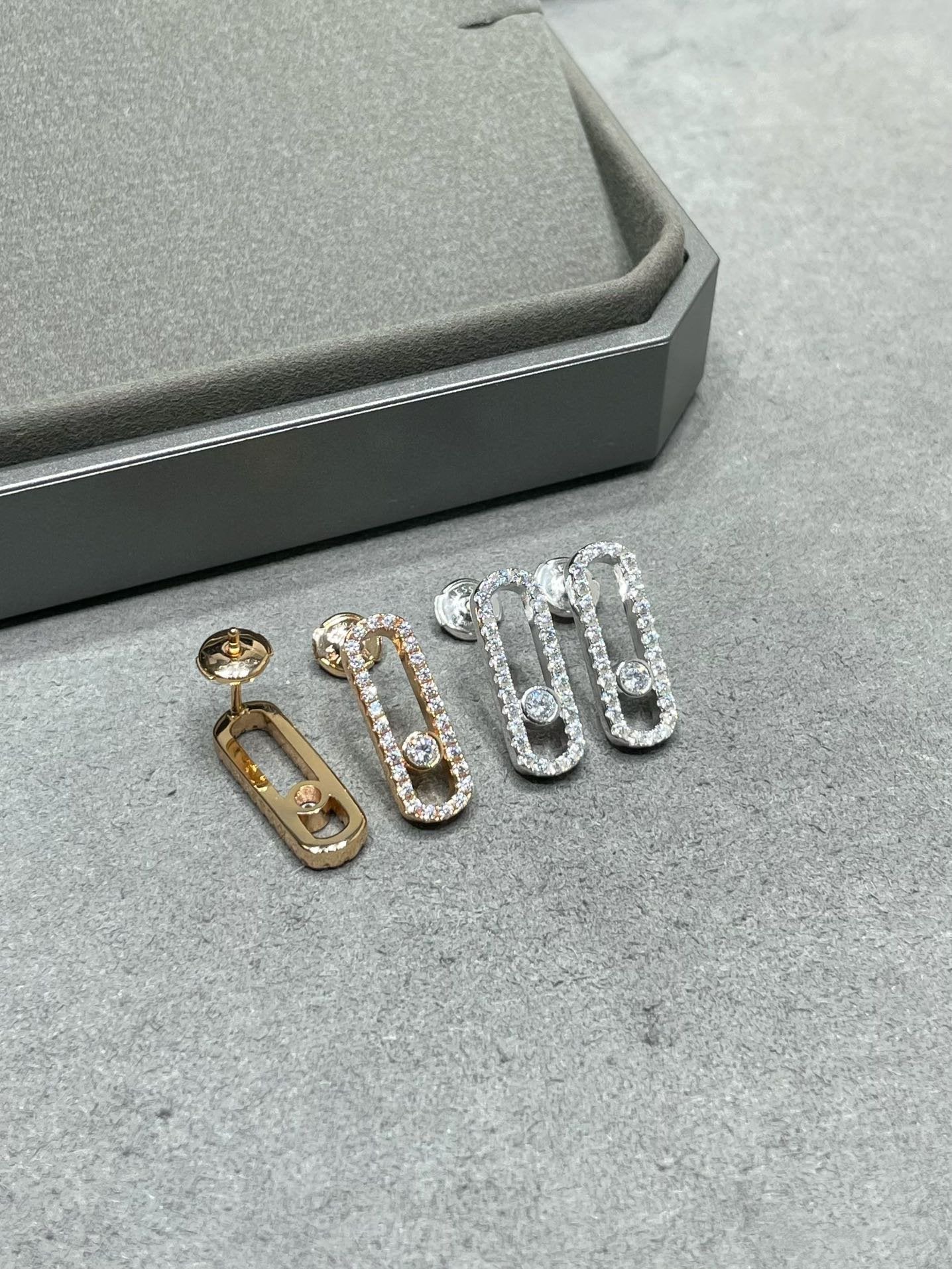 [Sprite Jewelry]MOVE UNO STUD DIAMOND PAVED EARRINGS