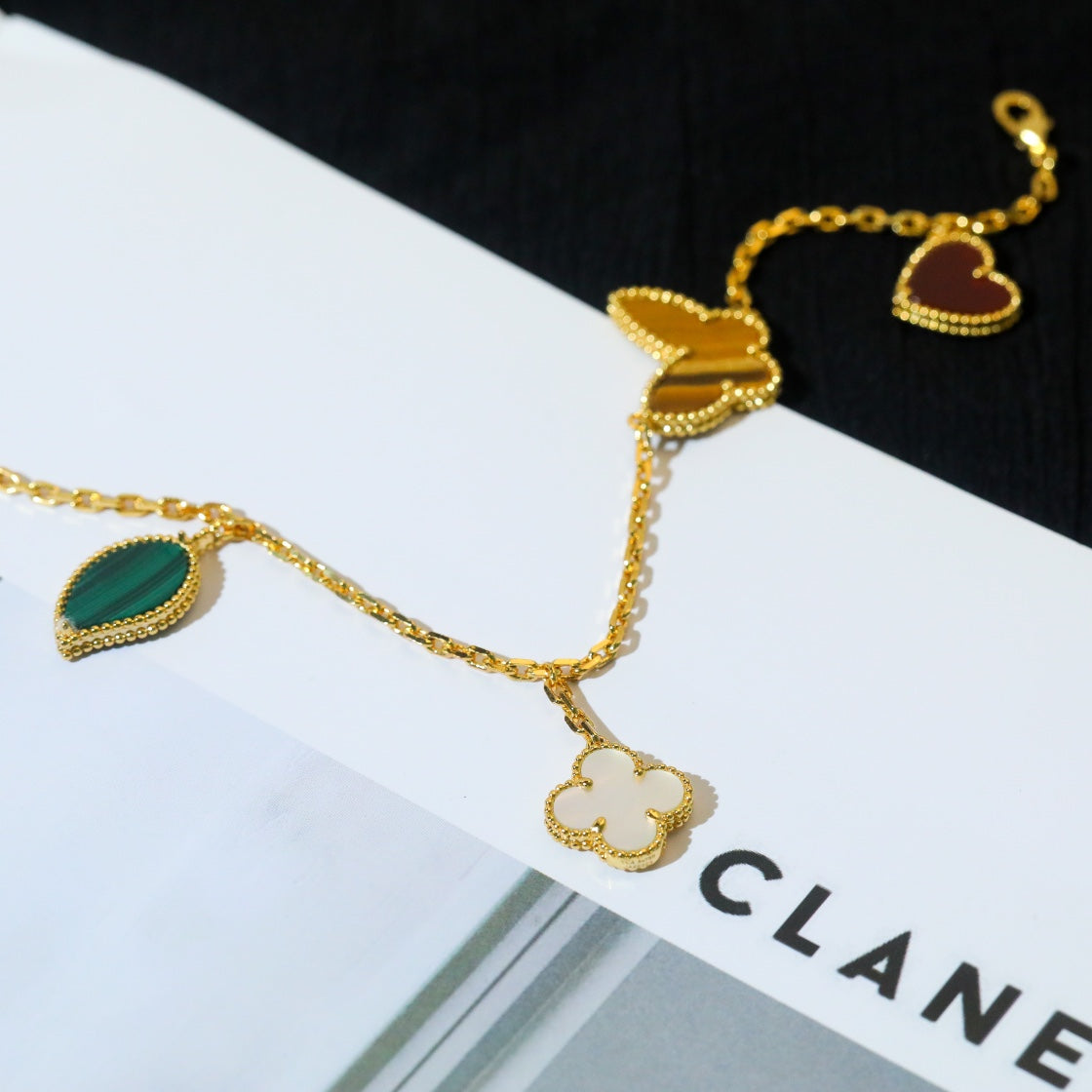 ¡®Sprite Jewelry¡¯LUCKY SPRING 5 MOTIF GOLD BRACELET
