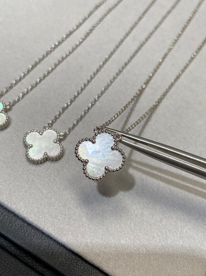 ¡®Sprite Jewelry¡¯CLOVER MEDIUM SILVER WHITE MOP NECKLACE
