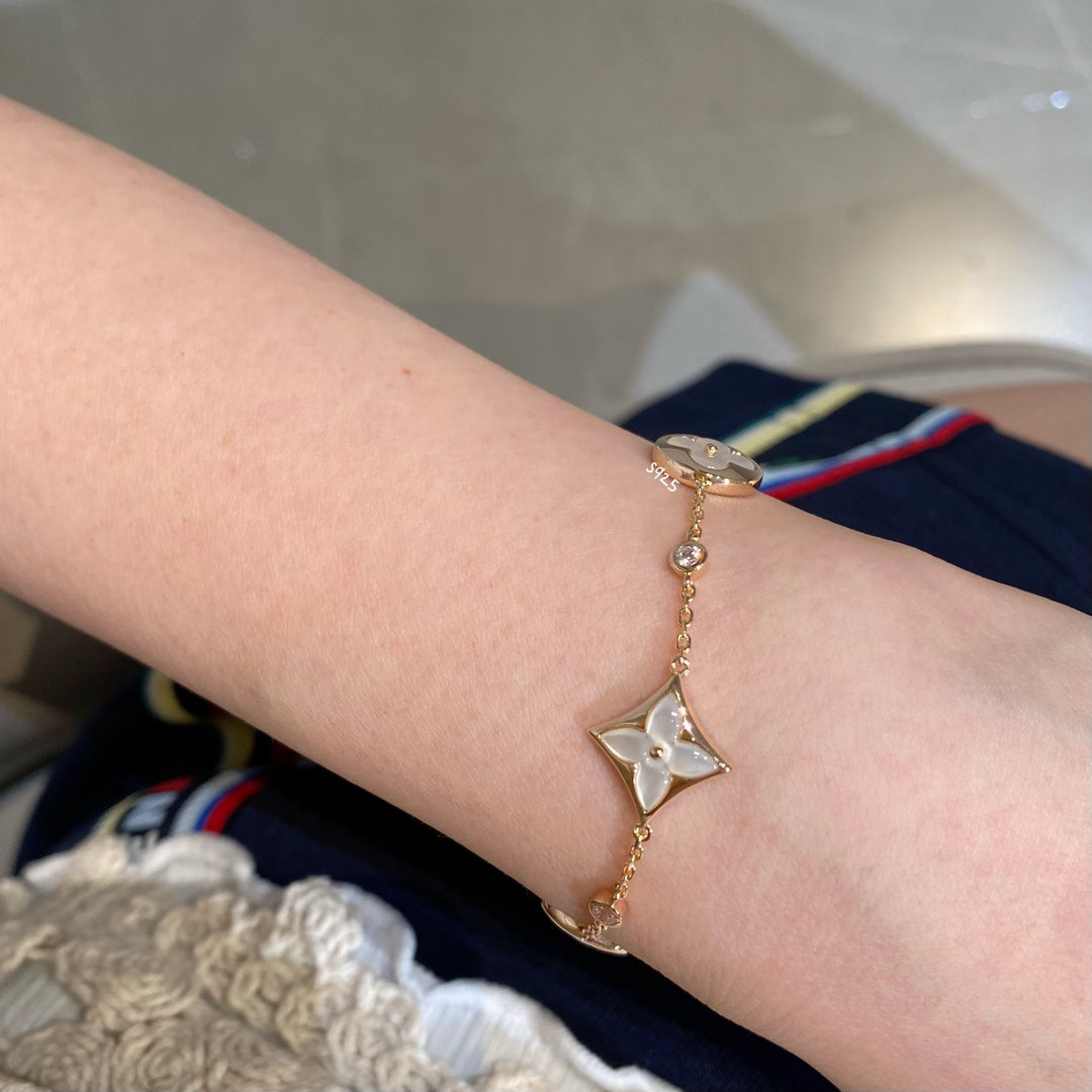 ¡®Sprite Jewelry¡¯STAR AND SUN 4 MOTIF WHITE MOP PINK GOLD BRACELET