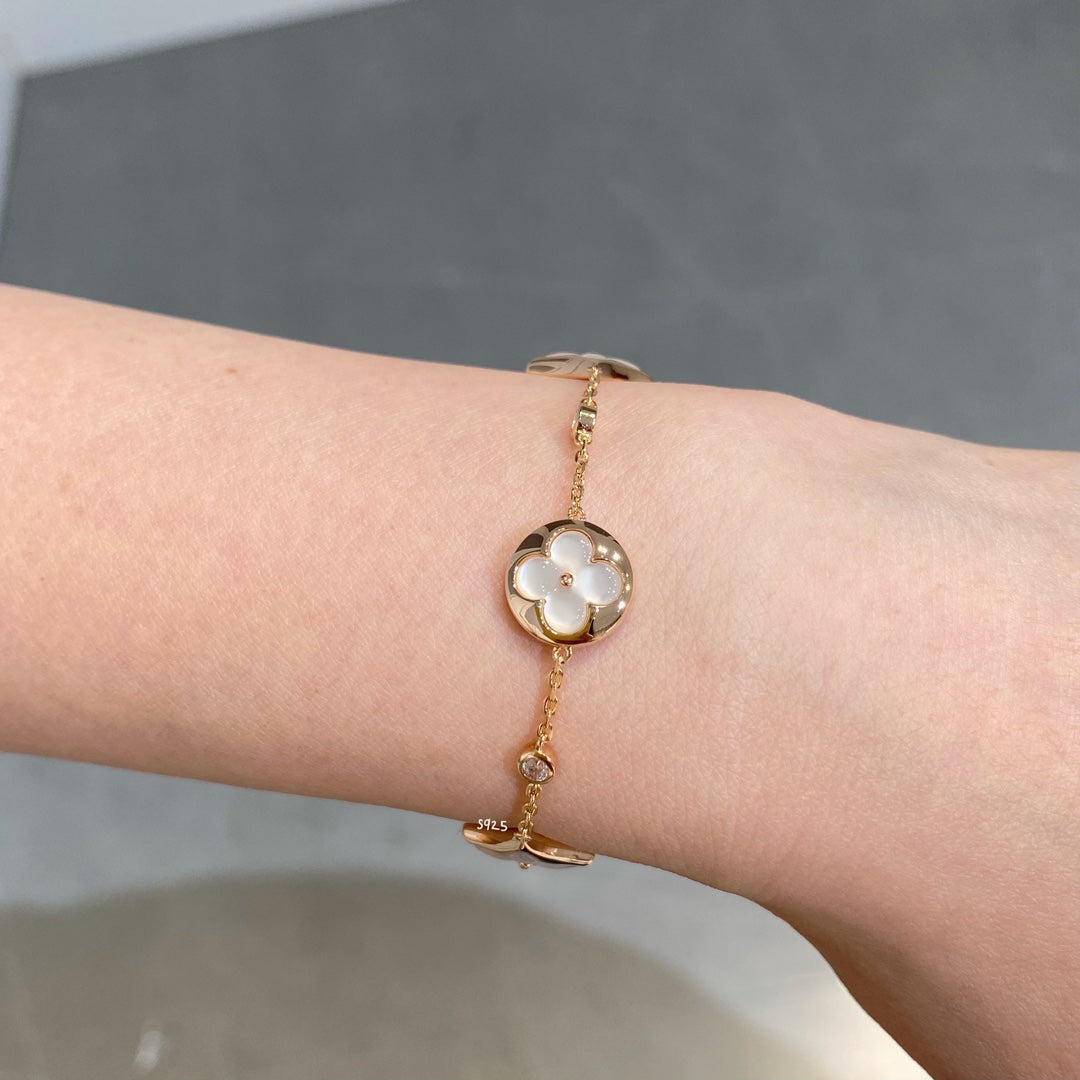 ¡®Sprite Jewelry¡¯STAR AND SUN 4 MOTIF WHITE MOP PINK GOLD BRACELET