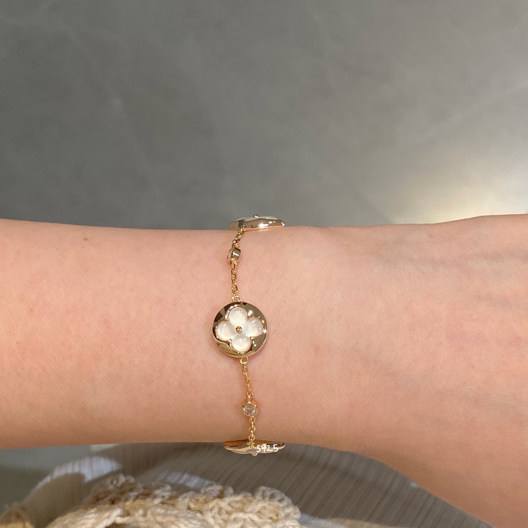 ¡®Sprite Jewelry¡¯STAR AND SUN 4 MOTIF WHITE MOP PINK GOLD BRACELET