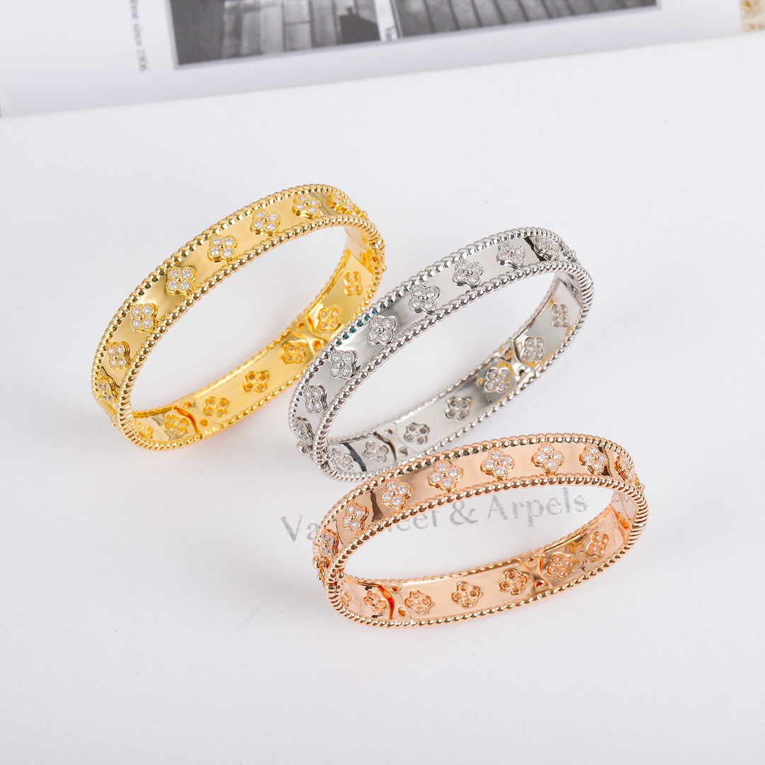 ¡®Sprite Jewelry¡¯CLOVER BRACELET 8MM DIAMONDS