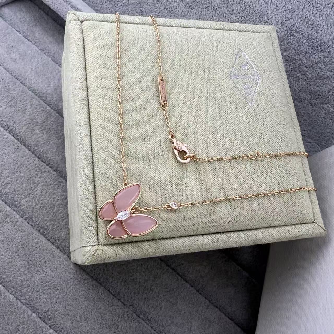 [Sprite Jewelry] Pink Butterfly Necklace