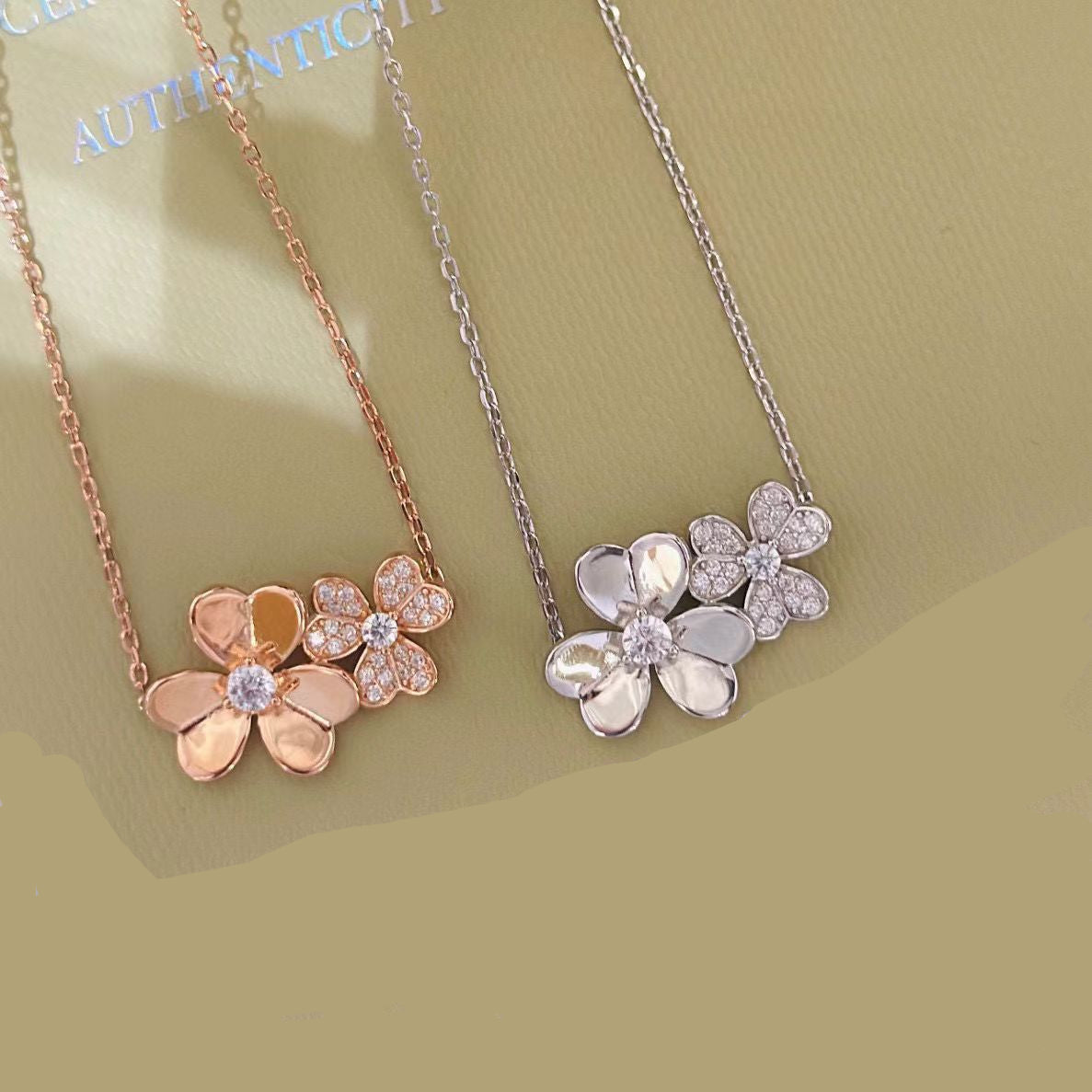 [Sprite Jewelry] Two Flowers & Clover Choker