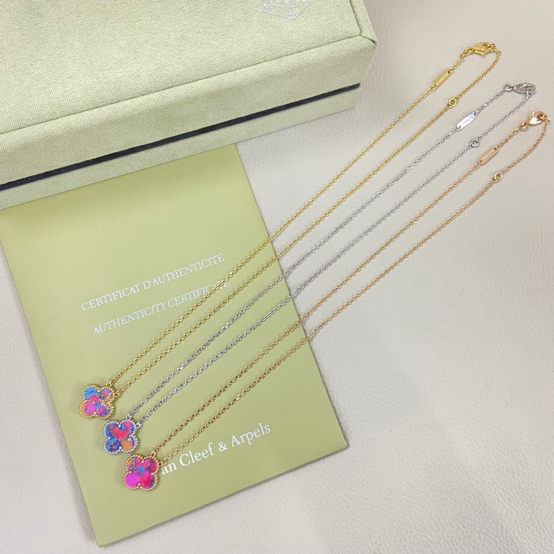 [Sprite Jewelry] 2026 New Plum Red Four-Leaf Clover Necklace