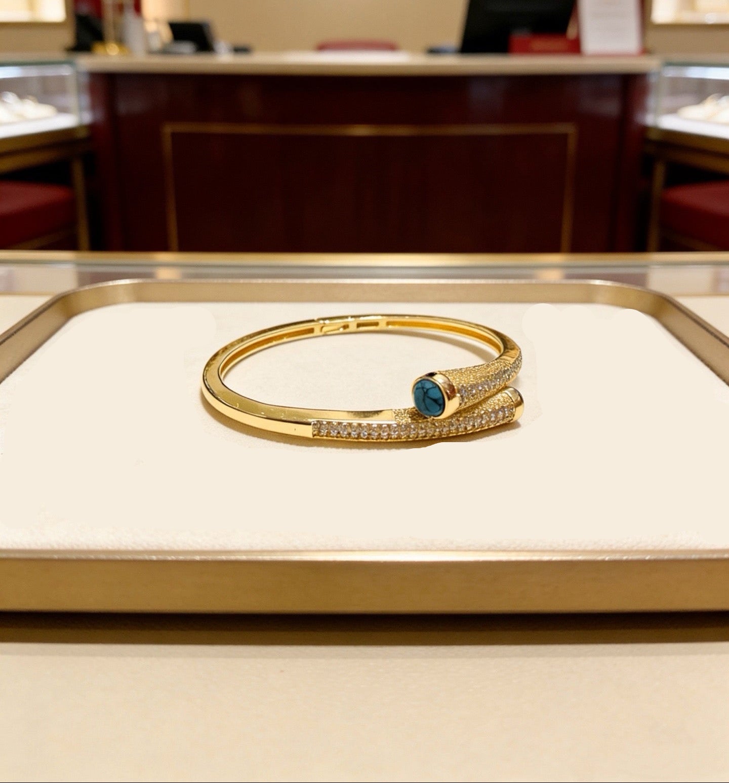 [Sprite Jewelry] Partially Set Diamond Bangle