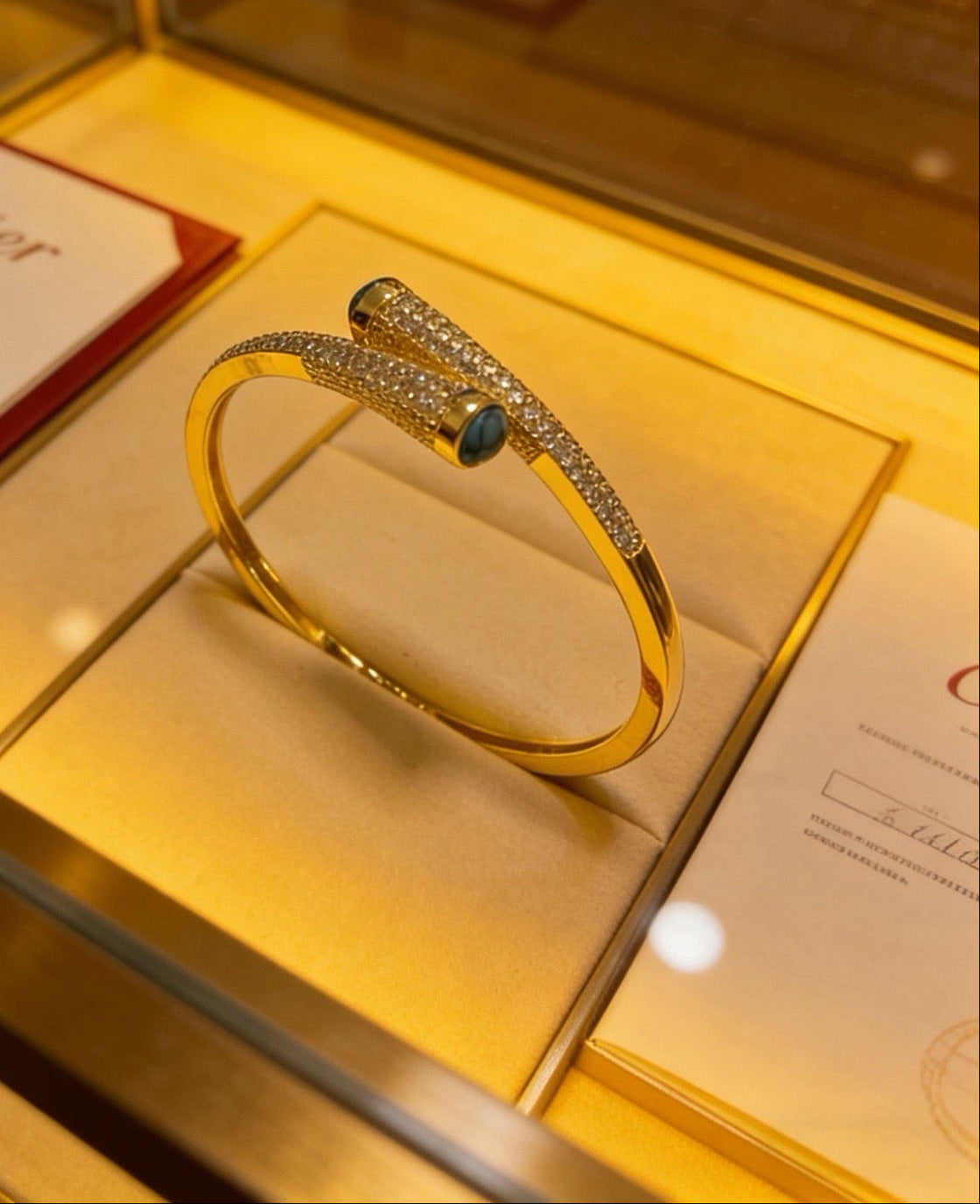 [Sprite Jewelry] Partially Set Diamond Bangle