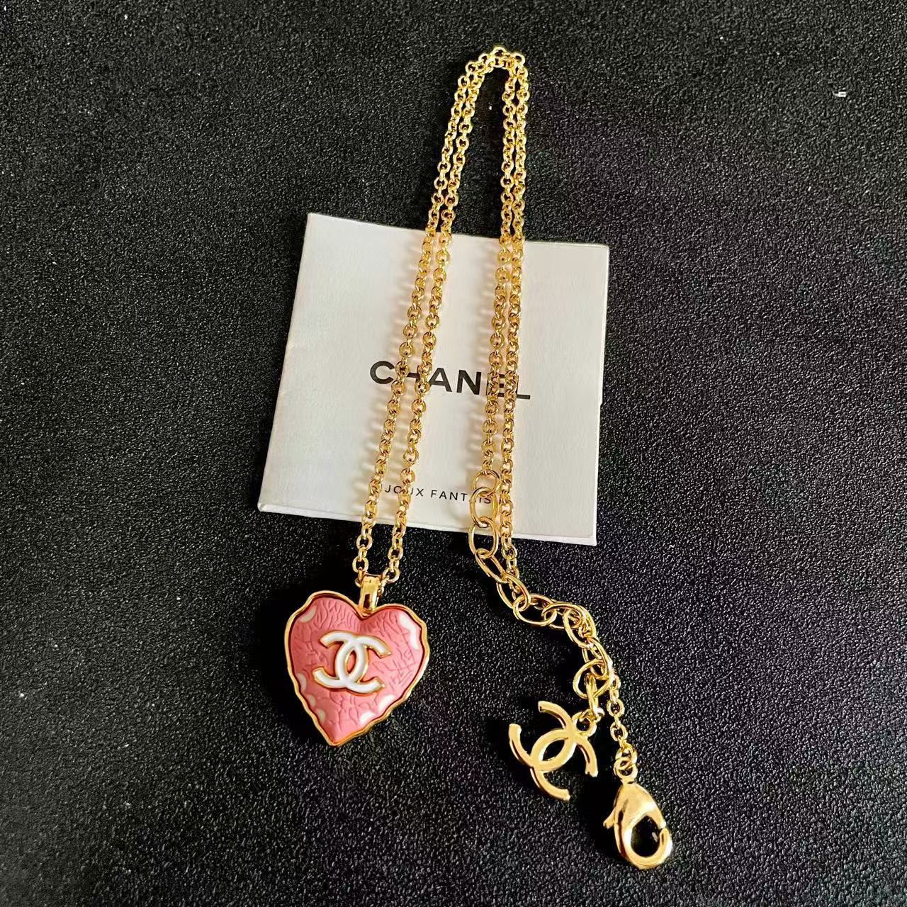 [Sprite Jewelry] Heart-shaped Necklace & Earring Set
