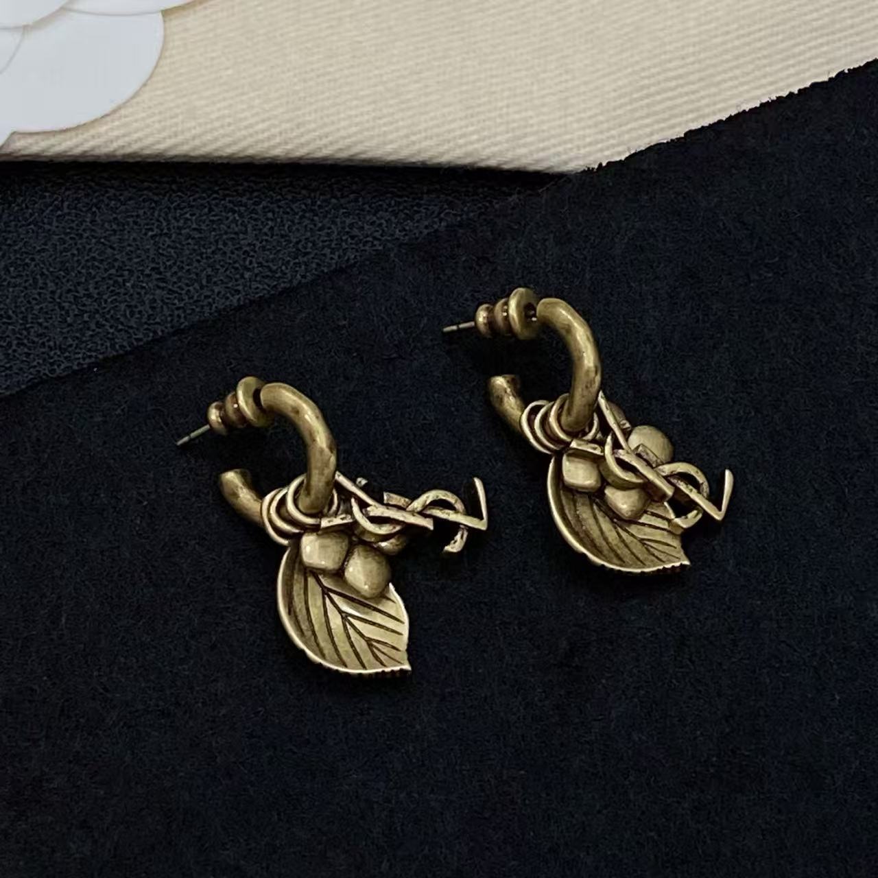 [Sprite Jewelry]Double-Chain Disc Pendant Necklace