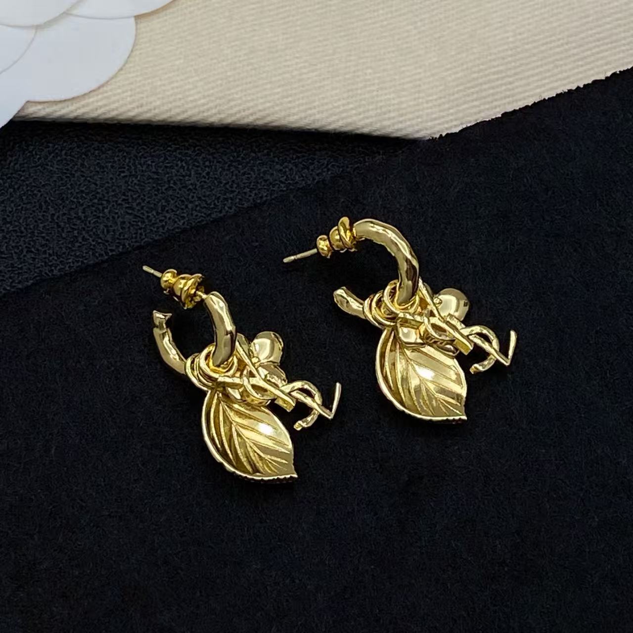 [Sprite Jewelry]Double-Chain Disc Pendant Necklace