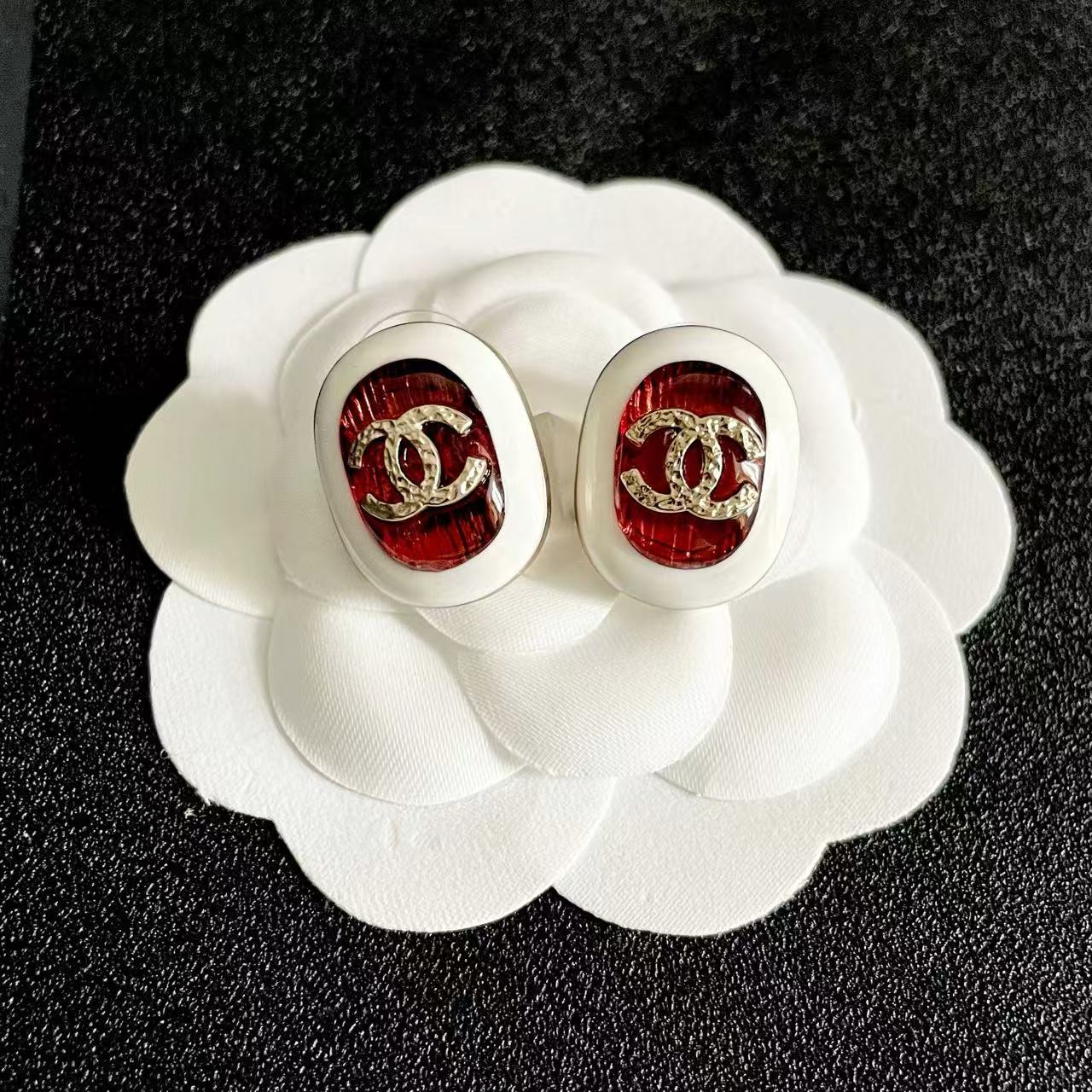 [Sprite Jewelry]Amber & Glass Stud Earrings