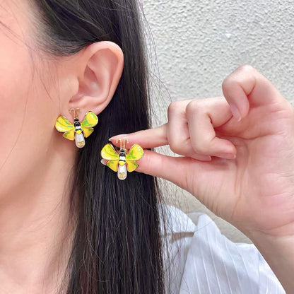 [Sprite Jewelry] Ladybug Enamel & Faux Pearl Clip-On Earrings