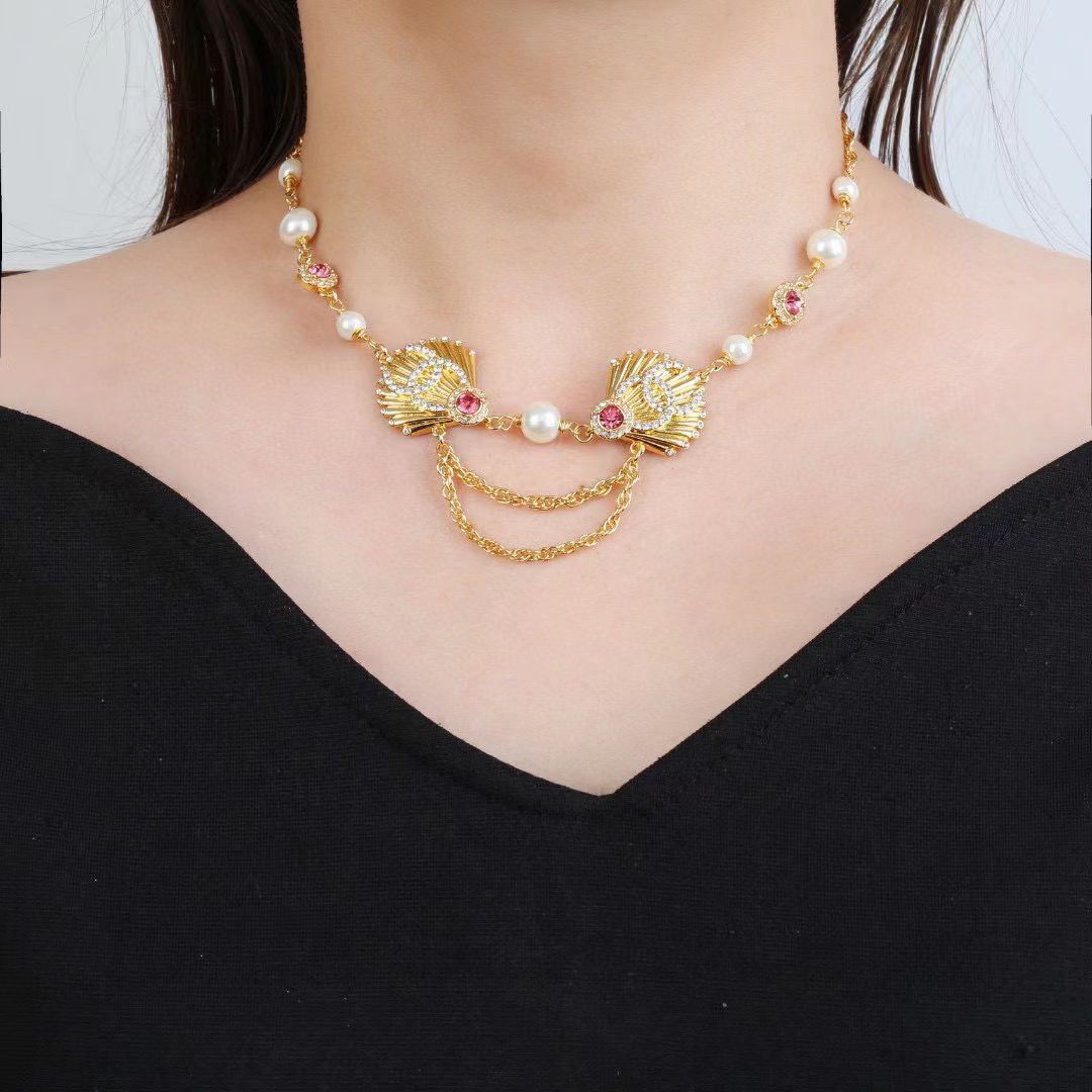 [Sprite Jewelry]Vintage Fan Motif Double CC Crystal & Pearl Necklace