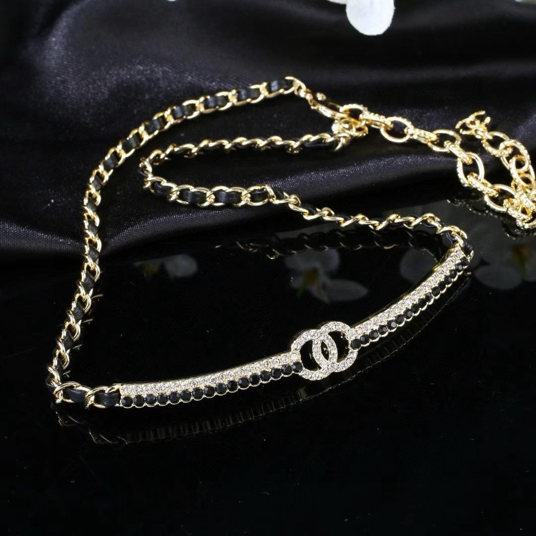 [Sprite Jewelry]Black Leather Interwoven Crystal CC Choker Necklace