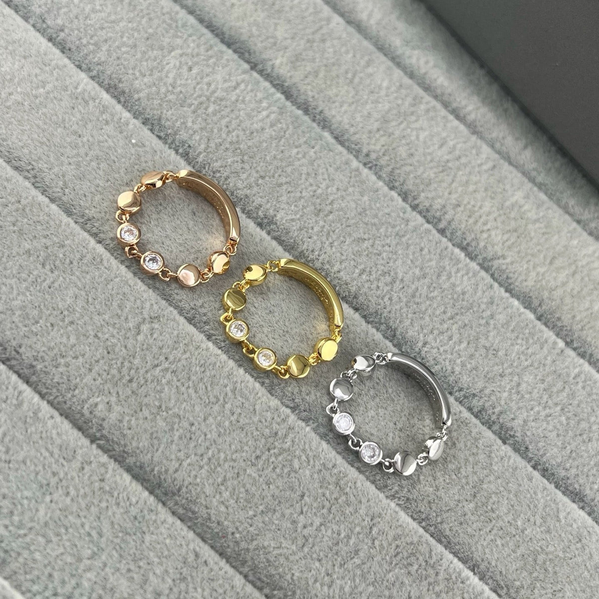 [Sprite Jewelry]Move Link Chain Ring with Two Moving Diamonds