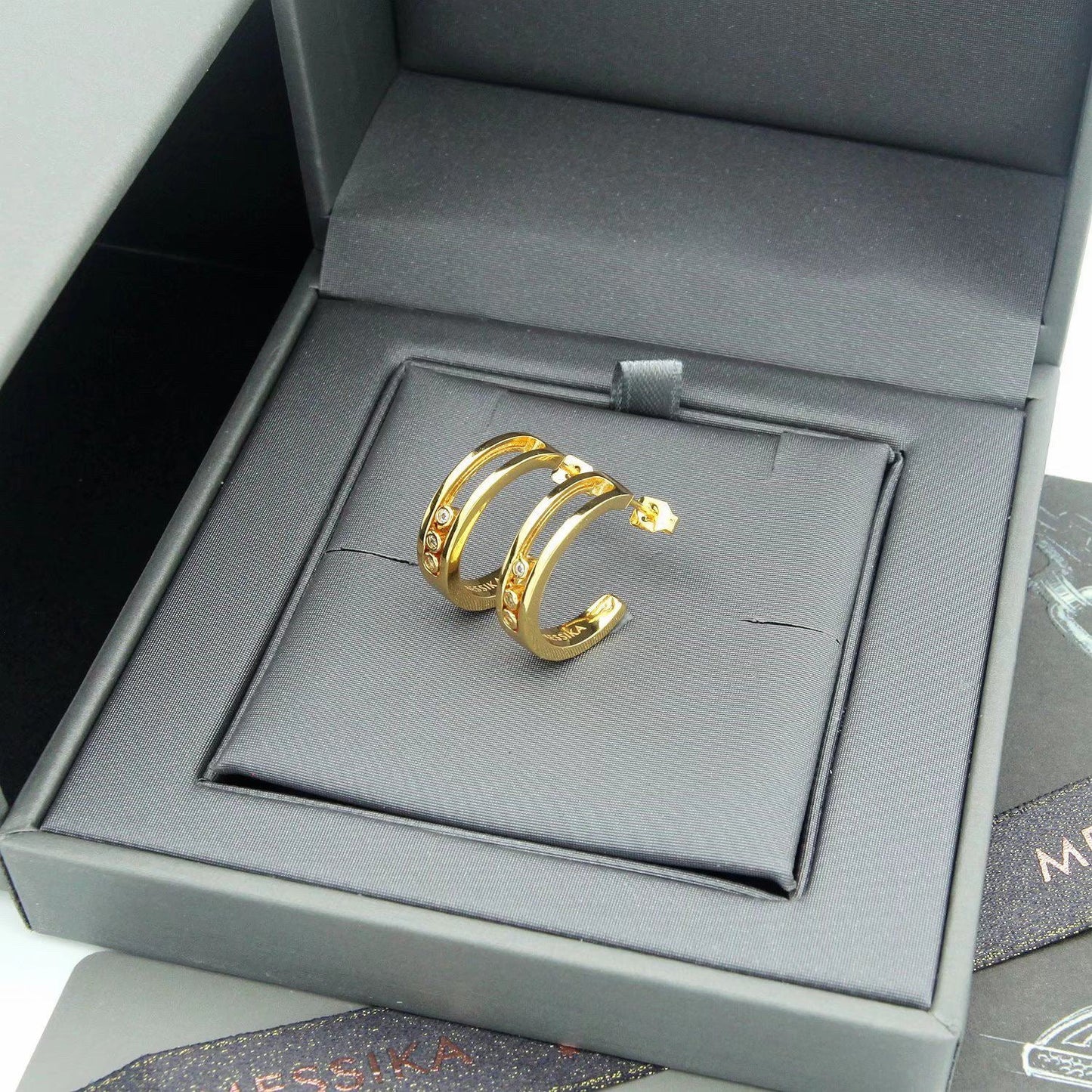 [Sprite Jewelry] Move Double Hoop Earrings, 3 Movable Stones
