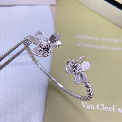 ¡®SpriteJewelry¡¯Frivole Two‑Flower Open Bangle,