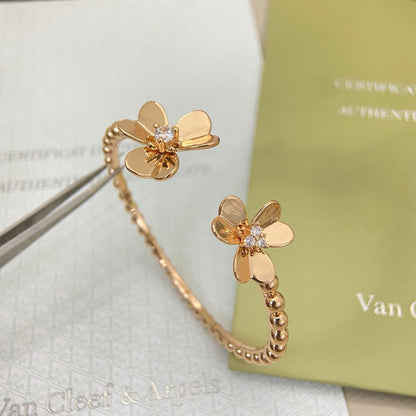 ¡®SpriteJewelry¡¯Frivole Two‑Flower Open Bangle,