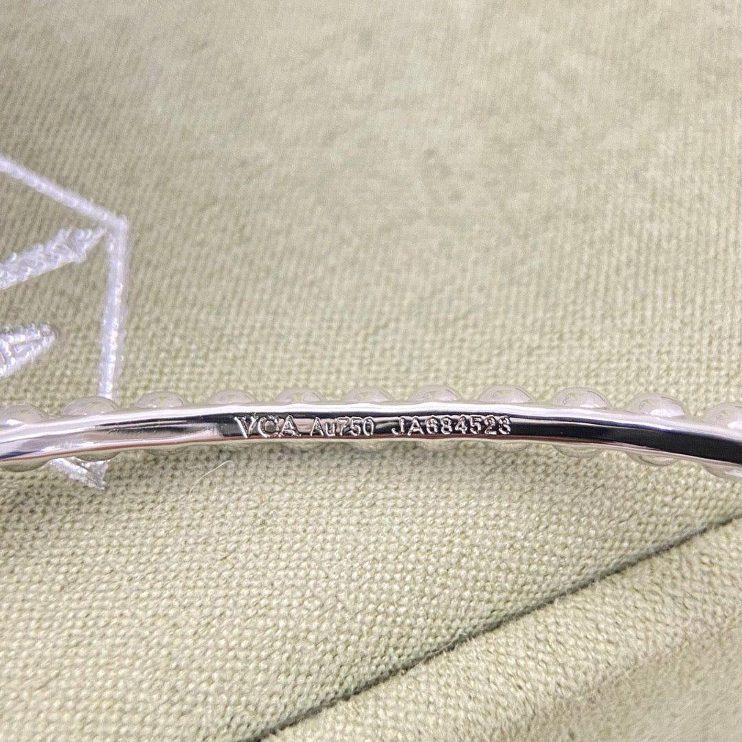 ¡®SpriteJewelry¡¯Frivole Two‑Flower Open Bangle,