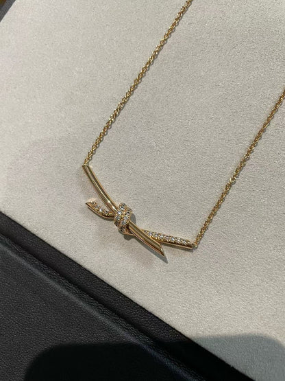 [Sprite Jewelry]T House Diamond-Studded Knot Necklace