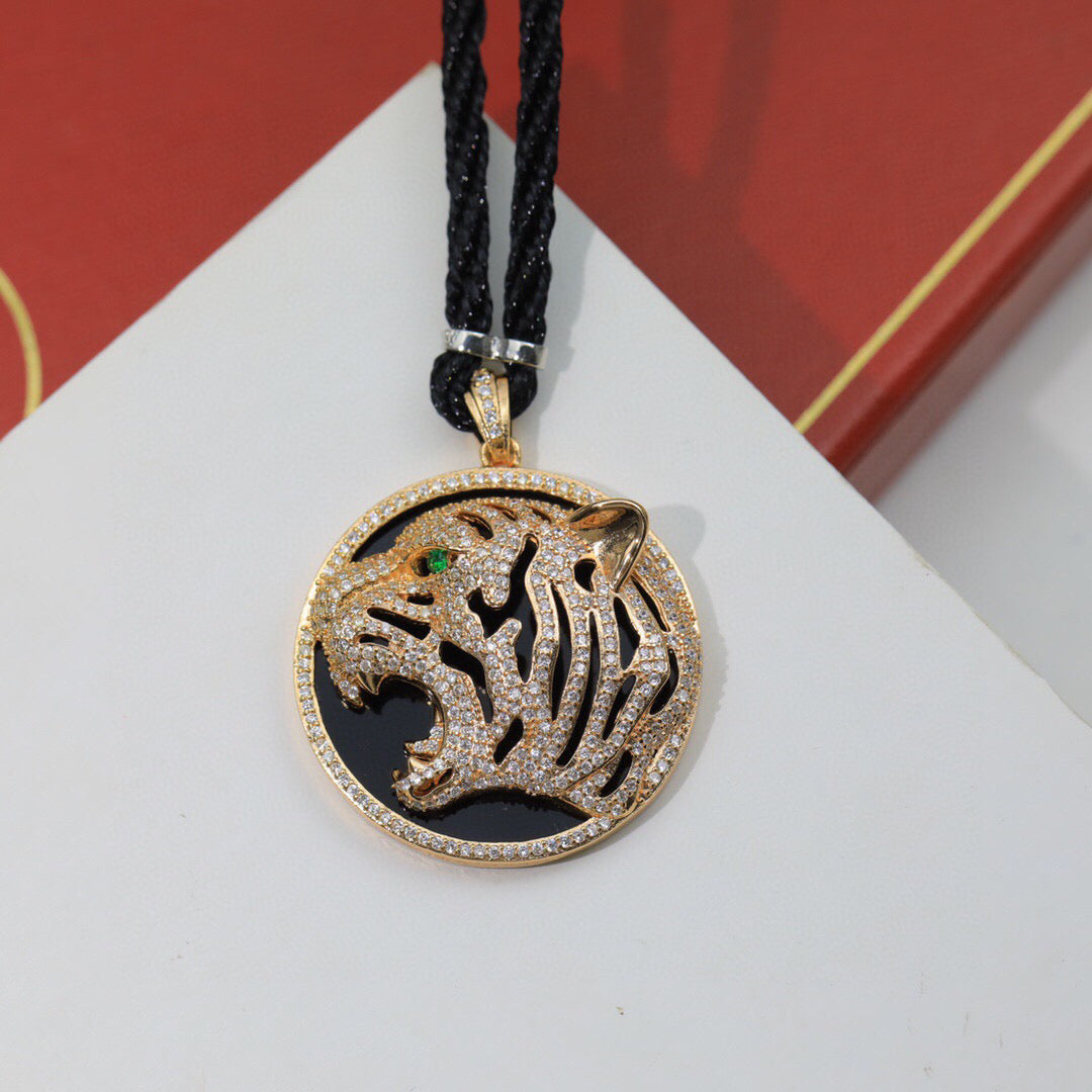 ¡®Sprite Jewelry¡ Openwork Tiger Cord Pendant Necklace