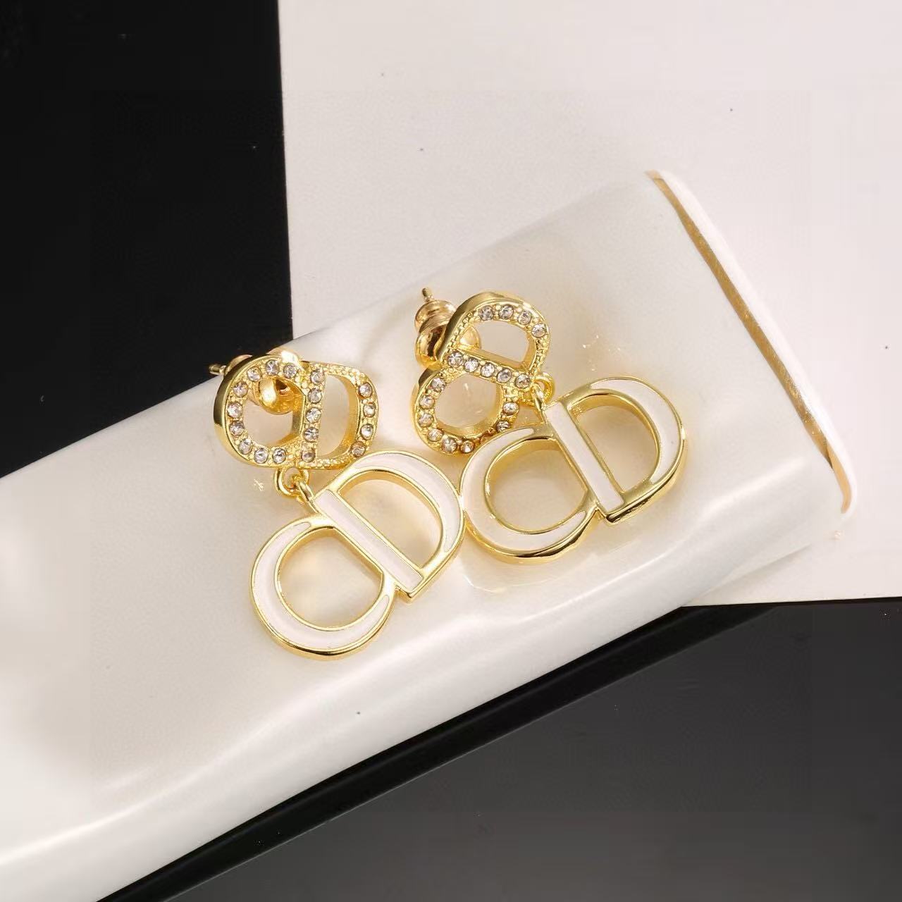 [Sprite Jewelry]Gold CD Letter Stud Earrings