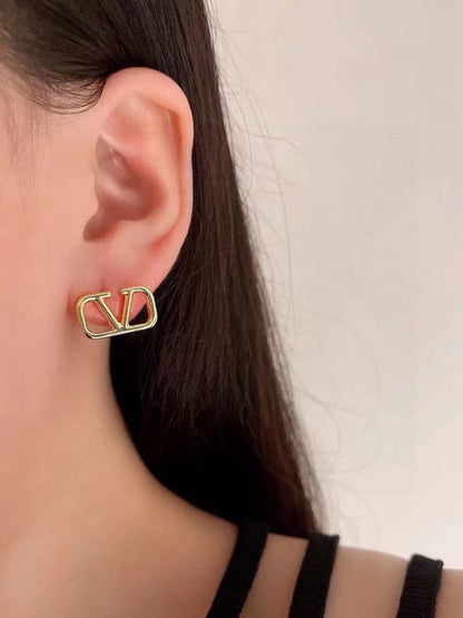 [Sprite Jewelry]Gold V-shaped stud earrings