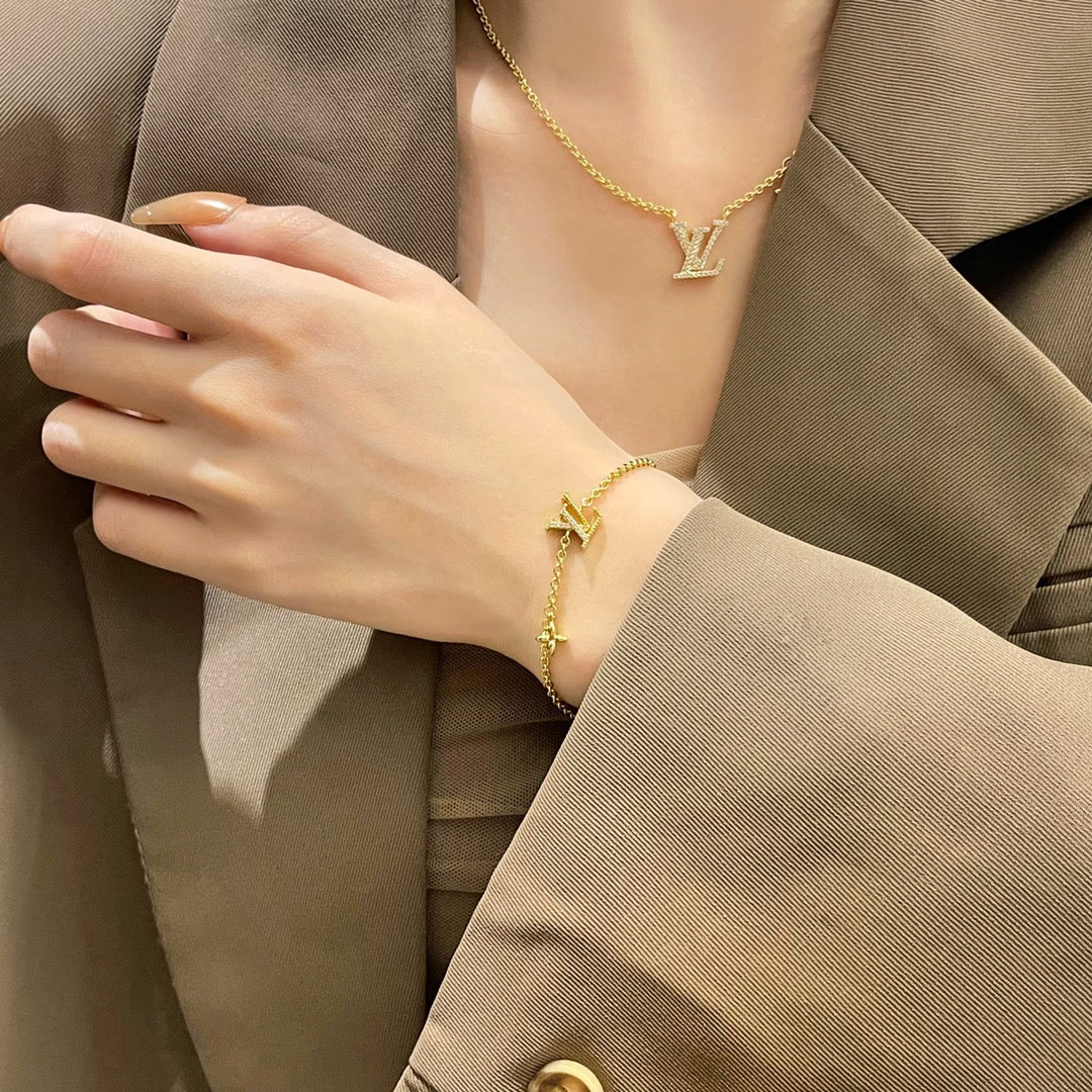 ¡®Sprite Jewelry¡¯LOGO STAR MOTIF GOLD BRACELET