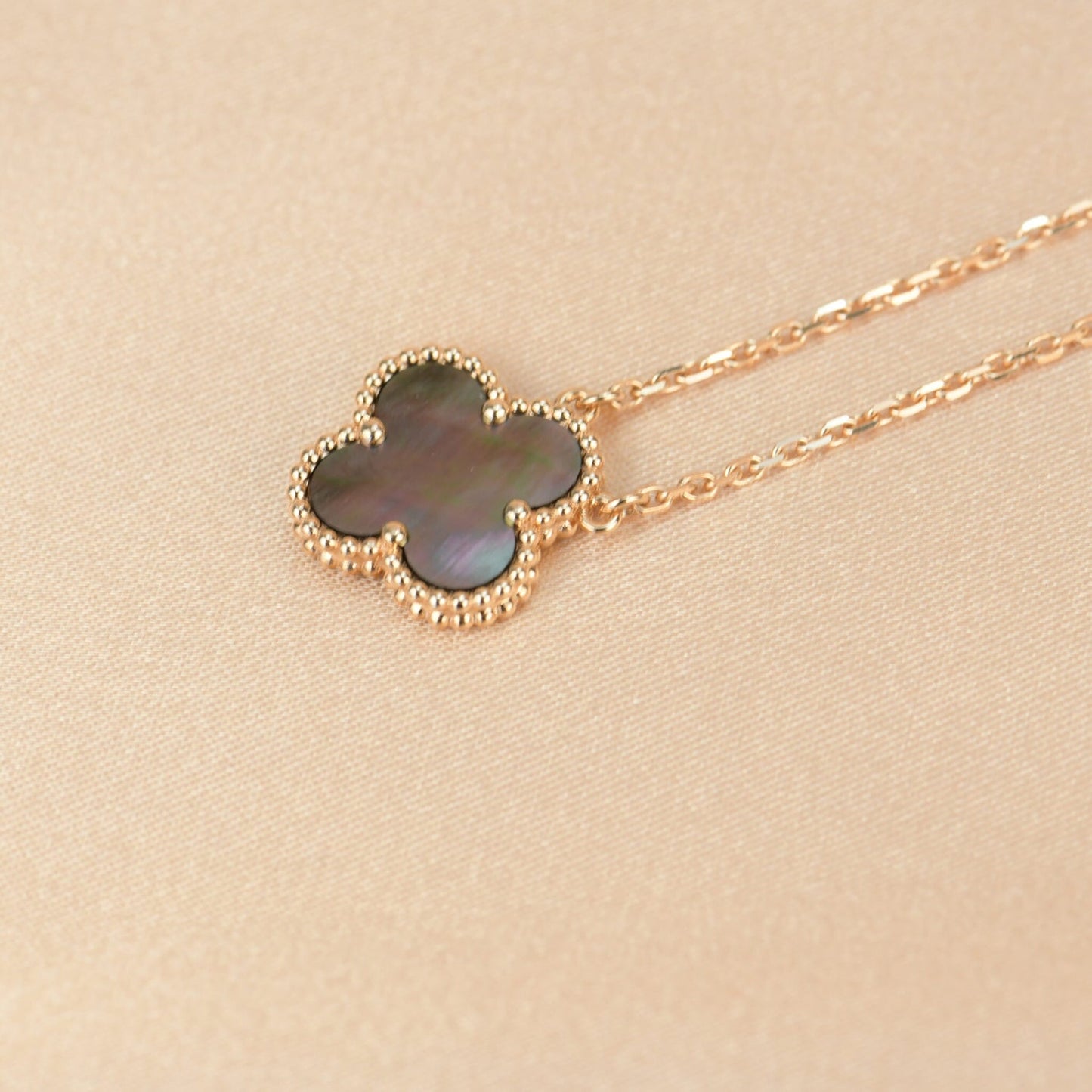 ¡®Sprite Jewelry¡¯CLOVER 15MM  GRAY MOTHER OF PEARL NECKLACE
