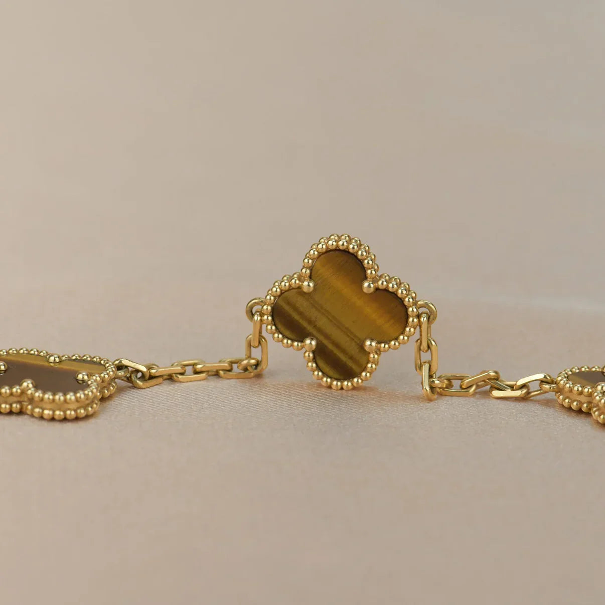 [Sprite Jewelry]New  CLOVER 5 MOTIFS TIGER EYE BRACELET COLLECTION
