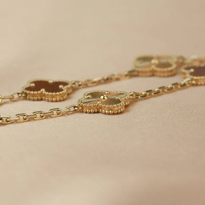 [Sprite Jewelry]New  CLOVER 5 MOTIF RED CORNELIAN BRACELET COLLECTION