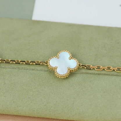 [Sprite Jewelry]New CLOVER WHITE PEARL MOP 5 MOTIF BRACELET COLLECTION