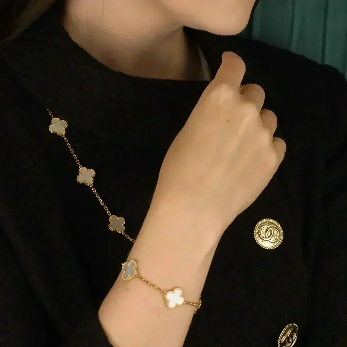 [Sprite Jewelry]New CLOVER WHITE PEARL MOP 5 MOTIF BRACELET COLLECTION