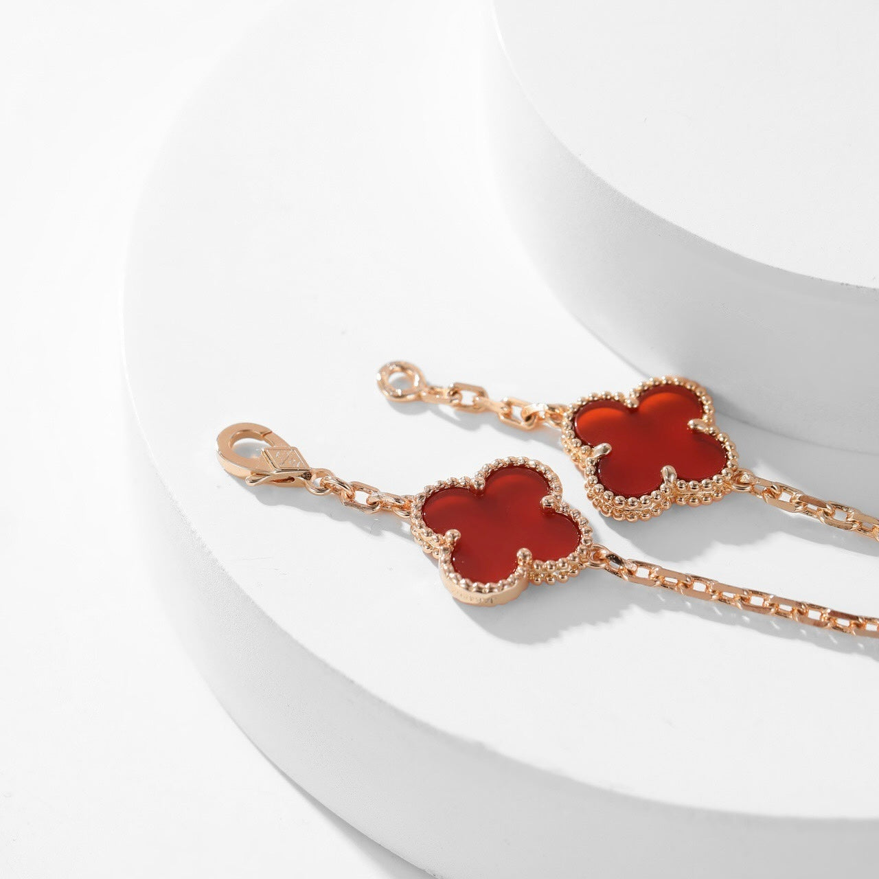 ¡®Sprite Jewelry¡¯CLOVER 10 MOTIFS CARNELIAN NECKLACE