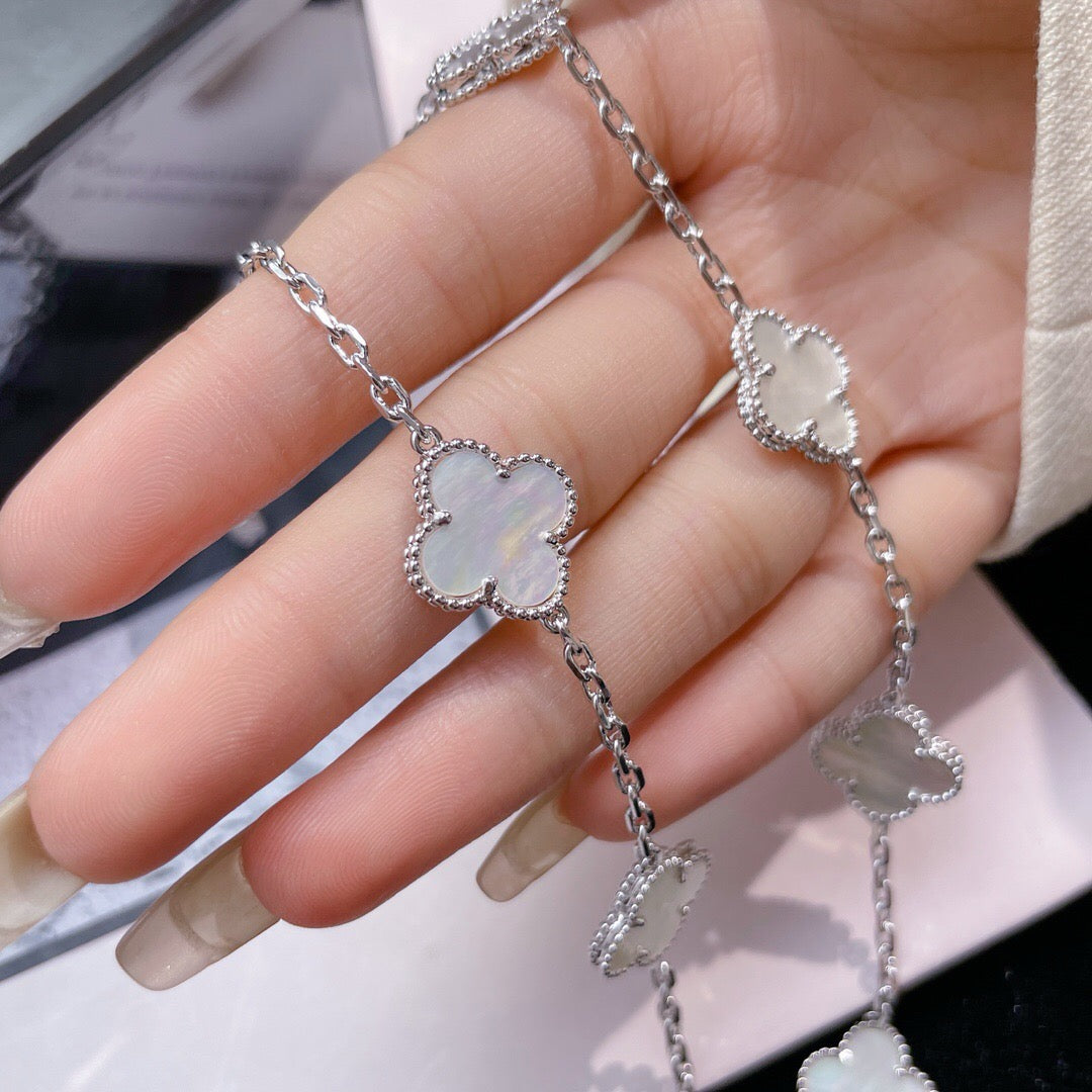 ¡®Sprite Jewelry¡¯CLOVER 10 MOTIFS WHITE MOTHER OF PEARL NECKLACE