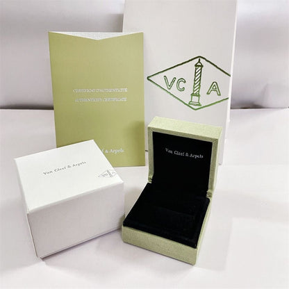 ¡®Sprite Jewelry¡¯VA CLOVER BRACELET NECKLACE RING BOX GIFT BAG