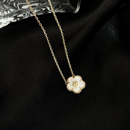 ¡®Sprite Jewelry¡¯LUCKY  WHITE MOP  PLUM BLOSSOM NECKLACE