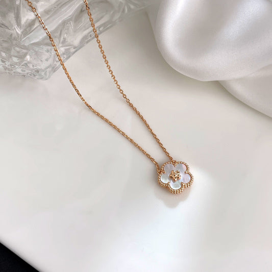 ¡®Sprite Jewelry¡¯LUCKY  WHITE MOP  PLUM BLOSSOM NECKLACE