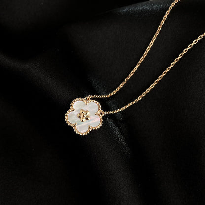 ¡®Sprite Jewelry¡¯LUCKY  WHITE MOP  PLUM BLOSSOM NECKLACE