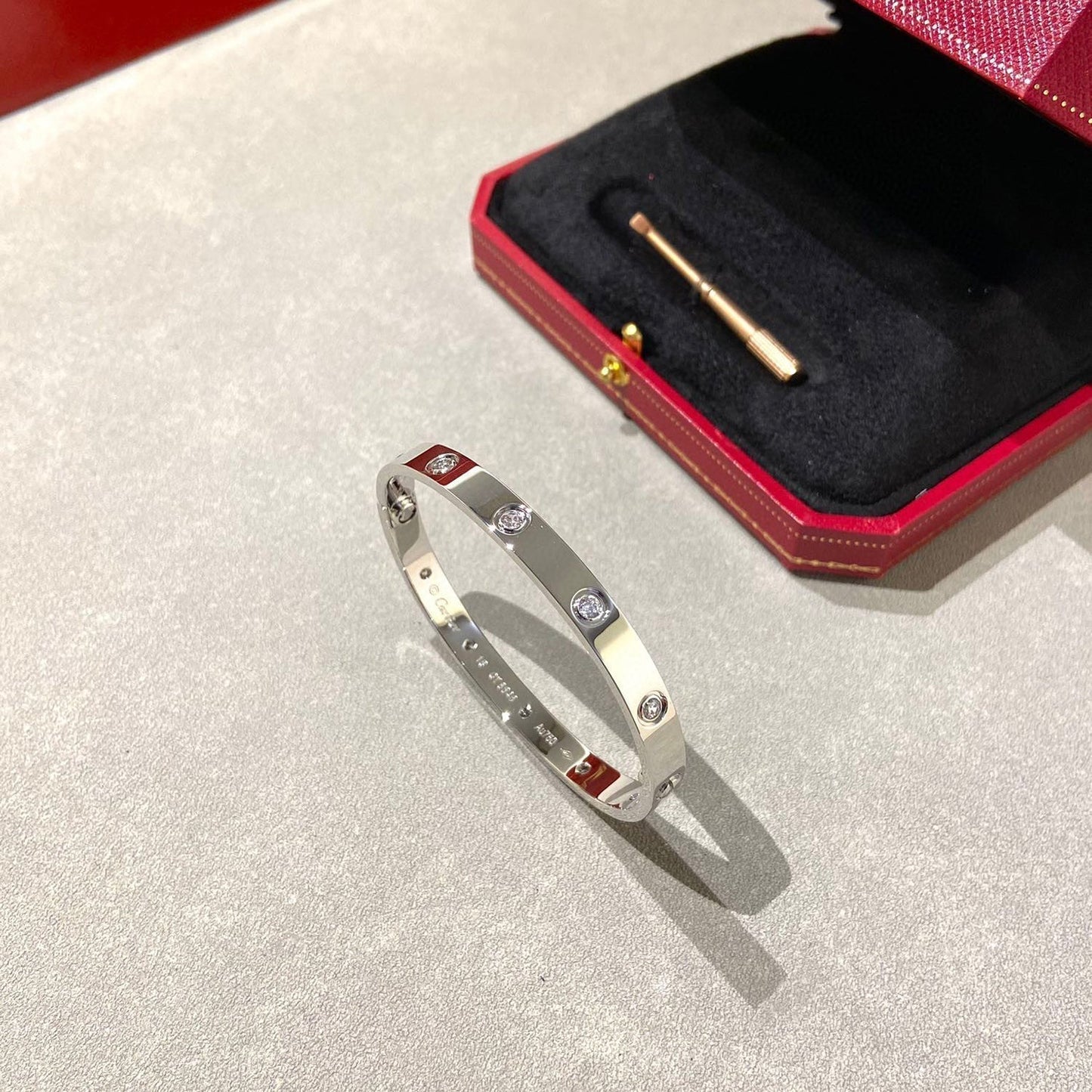 ¡®Sprite Jewelry¡¯LOVE BRACELET 6.1MM 10 DIAMONDS