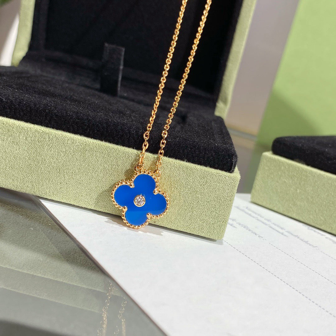 ¡®Sprite Jewelry¡¯CLOVER 15MM DIAMOND AND BLUE AGATE NECKLACE