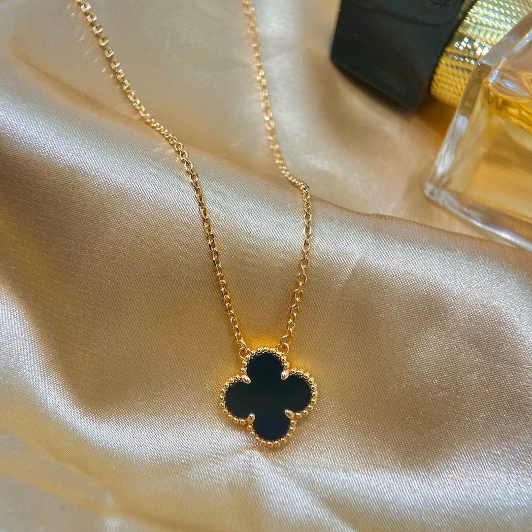 ¡®Sprite Jewelry¡¯CLOVER 15MM BLACK ONYX SINGLE FLOWER NECKLACE