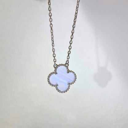 ¡®Sprite Jewelry¡¯CLOVER 15MM BLUE CHALCEDONY NECKLACE SILVER