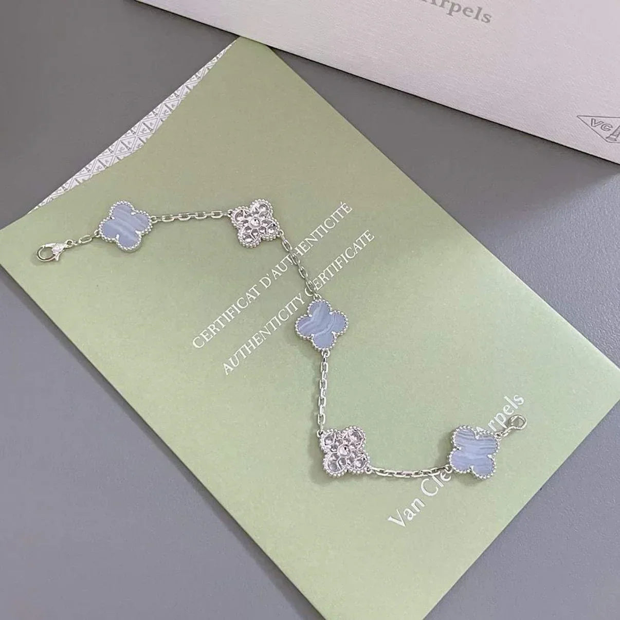 [Sprite Jewelry]New  CLOVER 5 MOTIF PURPLE CHALCEDONY BRACELET COLLECTION