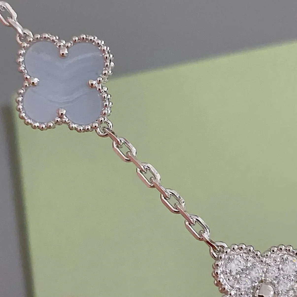 [Sprite Jewelry]New  CLOVER 5 MOTIF PURPLE CHALCEDONY BRACELET COLLECTION