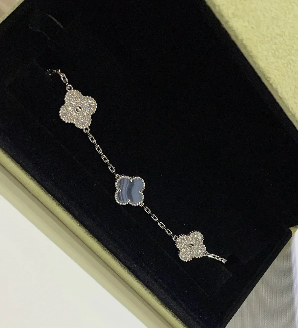 [Sprite Jewelry]New  CLOVER 5 MOTIF PURPLE CHALCEDONY BRACELET COLLECTION